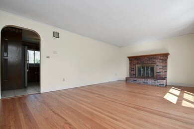 519 Central St, Leominster, MA 01453 - photo 5