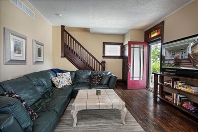 131EldonAve-27