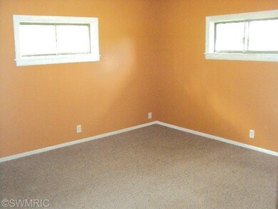 4327 9th St, Wayland, MI 49348 - photo 4