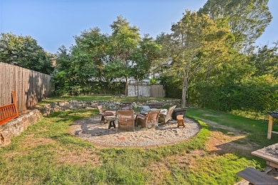 69 Plankton St, Bridgeport, CT 06606 - photo 6