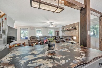 Stylish & Unique Island top