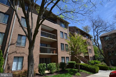 11409 Commonwealth Dr unit 201, Rockville, MD 20852 - photo 3