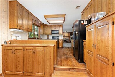 14506 W 58th St, Shawnee, KS 66216 - photo 6