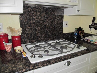 gas cooktop granite counters