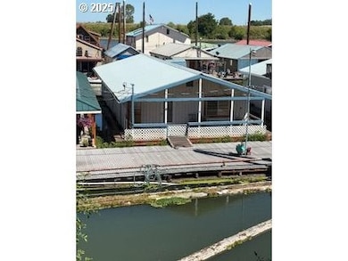 50350 Cowens Rd unit 8, Scappoose, OR 97056 - photo 2