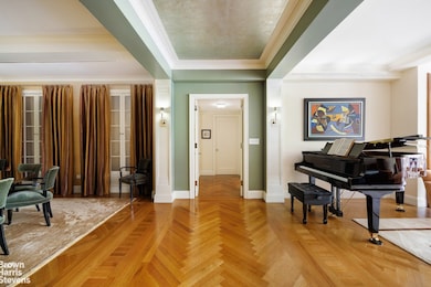 322 Central Park W unit 3C, New York, NY 10025 - photo 5