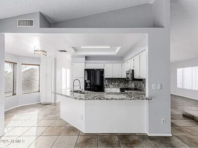 8043 W Dahlia Dr, Peoria, AZ 85381 - photo 7