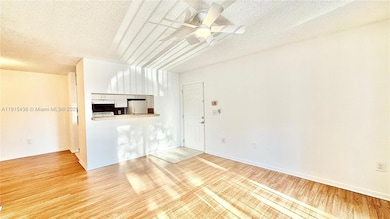 1739 Village Blvd unit 205, West Palm Beach, FL 33409 - photo 5