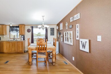 190 Deer Trail, Springtown, TX 76082 - photo 5