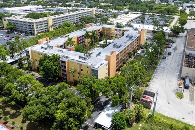 The Towers Condominiums unit 409, Fort Myers, FL 33901 - photo 5