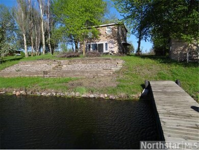 Cute 2 story Cabin on Rock Lke, 2000 gallons septi