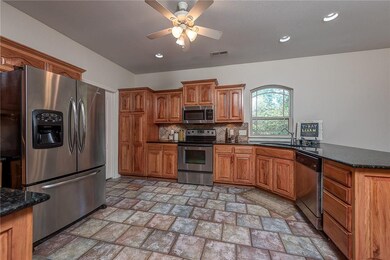  
4 Willow Bank Cir Bentonville, AR 72712