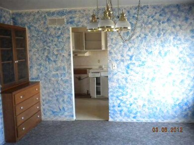 1911 W 36th St, Davenport, IA 52806 - photo 5