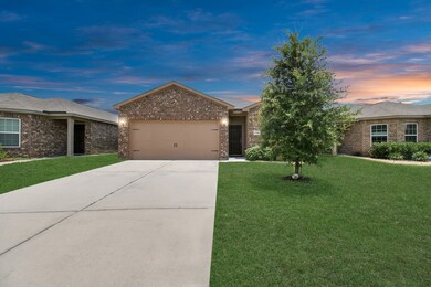 10951 Dover White Dr, Humble, TX 77396 - photo 4