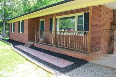 749 Allen Creek Rd, Statesville, NC 28625 - photo 3