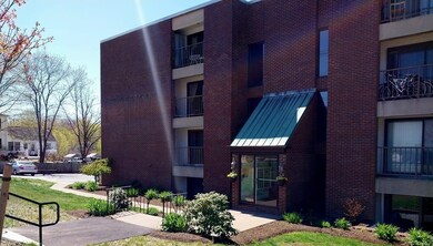 685 Main St unit 6, Weymouth, MA 02190 - photo 2