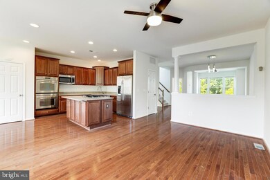 42717 Ogilvie Square, Ashburn, VA 20148 - photo 6