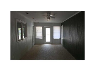 4-Seasons Porch/Room.