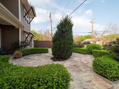 5605 Roosevelt Ave unit A and B, Austin, TX 78756 - photo 2