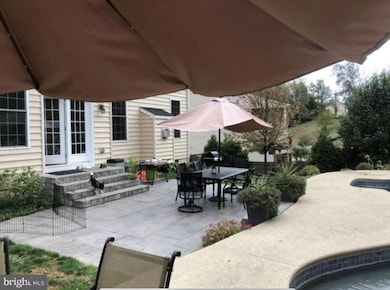 1212 Revere Dr, Chalfont, PA 18914 - photo 2