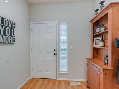 20226 Hoodview Ave, West Linn, OR 97068 - photo 4