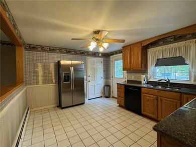 36 Colonial Rd, Bristol, RI 02809 - photo 4