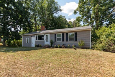 16 Stratham Heights Rd, Stratham, NH 03885 - photo 4