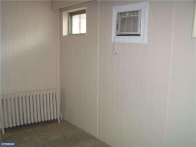 1544 Centre Ave, Reading, PA 19601 - photo 7