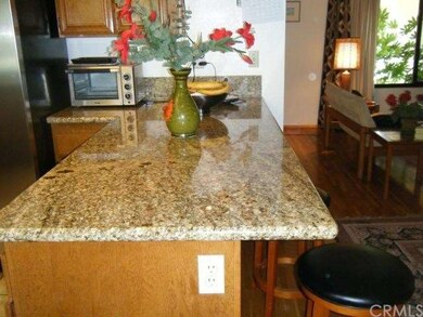 Granite counters and breakfast bar