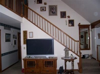 9454 Shelby Ln, Crown Point, IN 46307 - photo 4