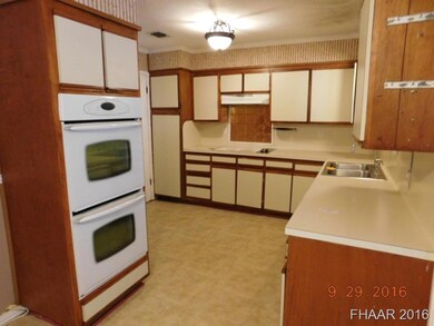 931 Willowbrook St, Copperas Cove, TX 76522 - photo 5