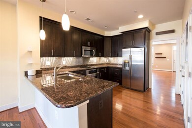 836 N Columbus St, Alexandria, VA 22314 - photo 7