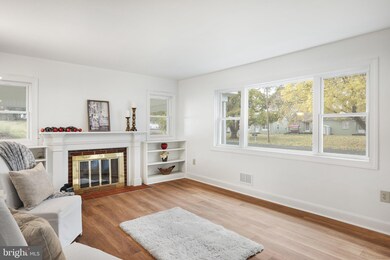 102 Hickory Ln, Winchester, VA 22603 - photo 5