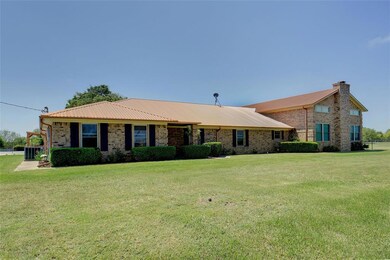 2051 Goshen Rd, Springtown, TX 76082 - photo 4