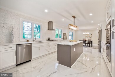 237 Laurence Dr, Moorestown, NJ 08057 - photo 5