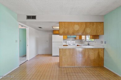 07-Kitchen