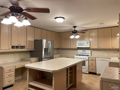 3036 Laurel Dr, Gulf Breeze, FL 32563 - photo 6