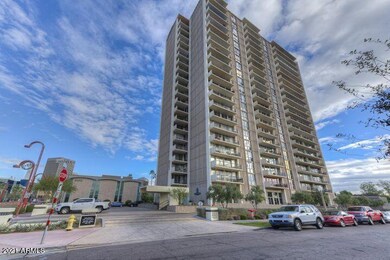 Regency House unit 1904, Phoenix, AZ 85004 - photo 2