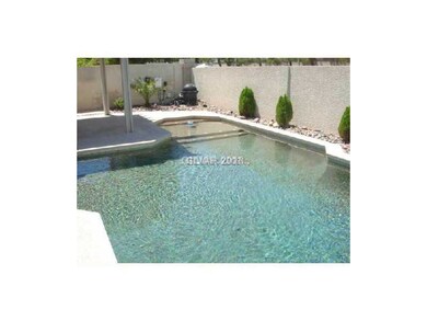 Swimming Pool/Hot Tub/Sauna.