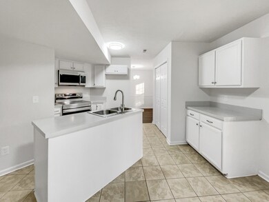 1335 E Nir Shreibman Blvd, La Vergne, TN 37086 - photo 6