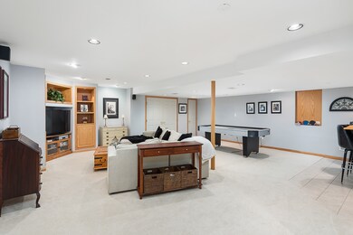 1528 Carlyle Rd, Naperville, IL 60564 - photo 2