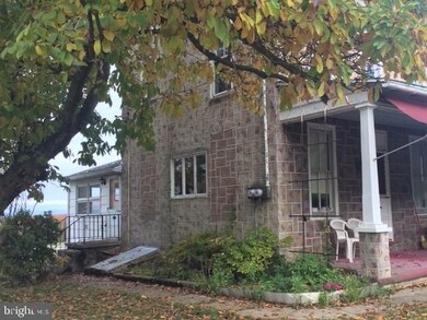 2709 Old Pricetown Rd, Temple, PA 19560 - photo 4