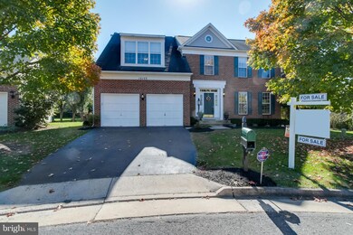 12153 Millbill Ct, Bristow, VA 20136 - photo 2