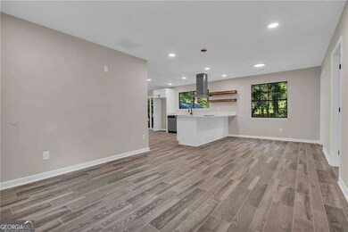 8949 Raven Dr unit I, Jonesboro, GA 30238 - photo 3