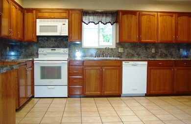 Kitchen 1
