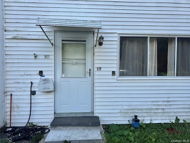 17 N Aspen Rd, Middletown, NY 10940 - photo 2