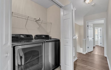 8007 Logan Dr, La Vergne, TN 37086 - photo 7