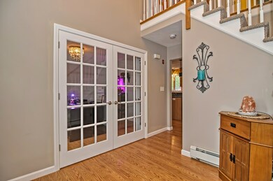 19 Grove St, Plainville, MA 02762 - photo 5