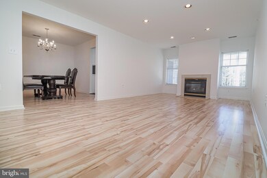 4550 Chaucer Way unit 401, Owings Mills, MD 21117 - photo 6