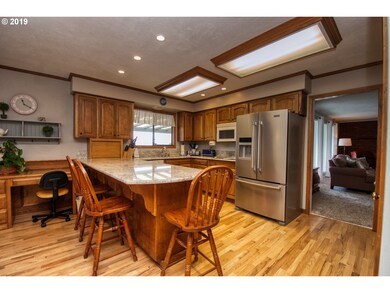 914 NW 12th St, Pendleton, OR 97801 - photo 6